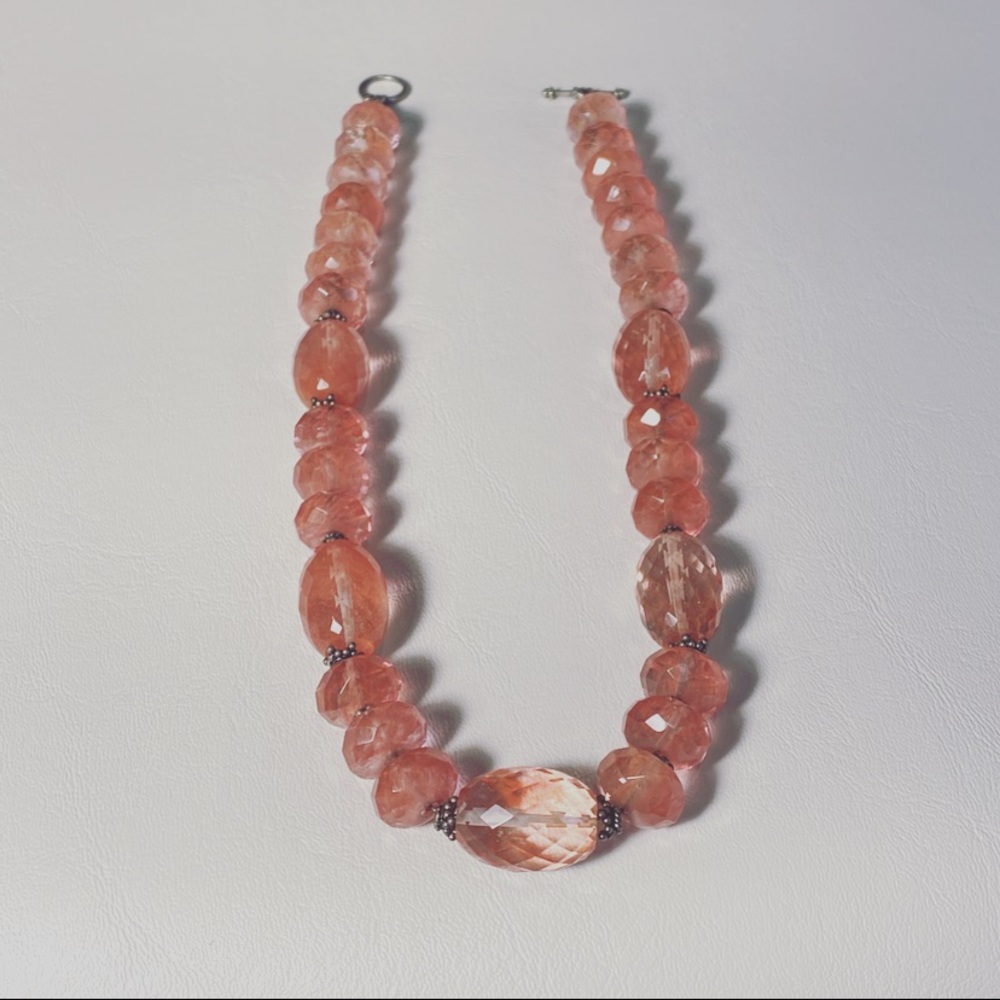 Prettiest pink glass crystal necklace.